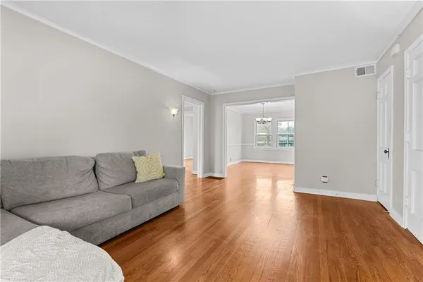 $187,500 | 4942 Walnut Street, Unit 2 SOUTH, Kansas City, MO 64112