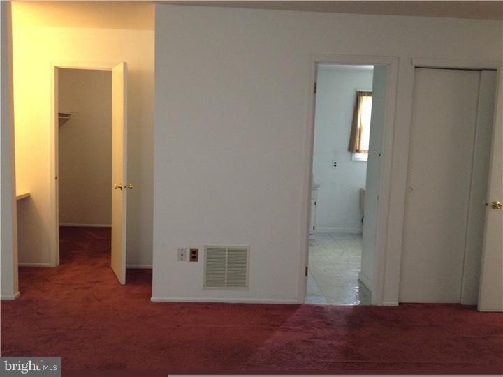 41 Manchester Road Sewell, NJ 08080 - Photo 5 of 19 Bedroom - Main