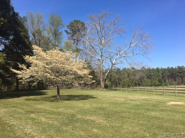 2328 Stormont Road Saluda, VA 23149 - Photo 12 of 49 Gallery Image 12