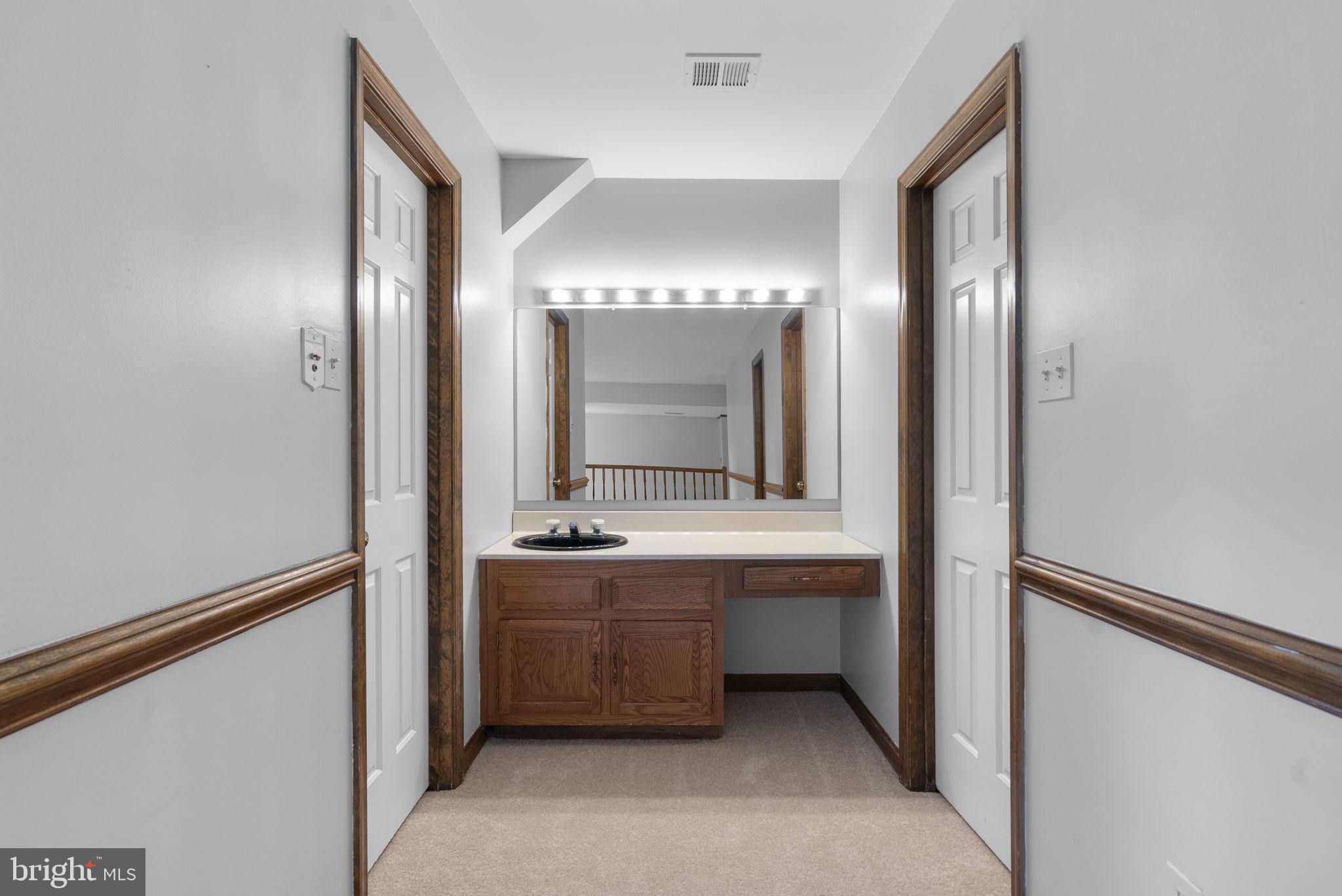 15220 Redgate Drive Silver Spring, MD 20905 - Photo 39 of 65