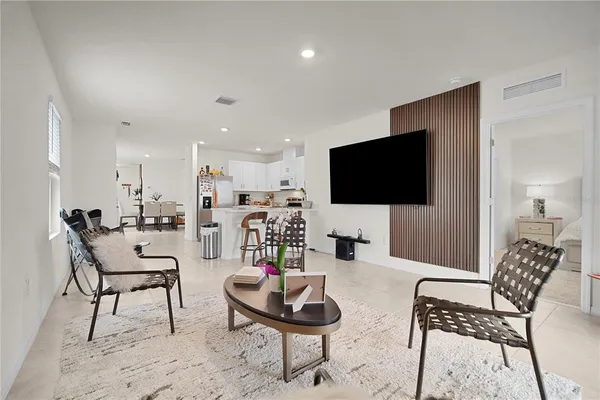 $2,599 | 1749 Southfork Drive, Kissimmee, FL 34744