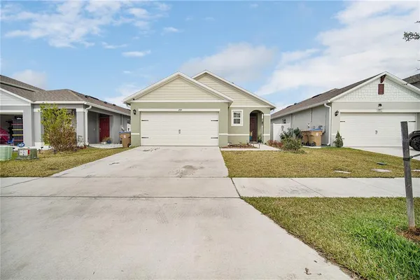 $2,599 | 1749 Southfork Drive, Kissimmee, FL 34744
