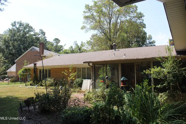 $339,000 | 315 Highland Terrace, Holly Springs, MS 38635