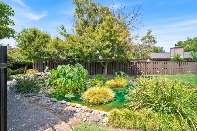 $425,000 | 1928 Bechelli Lane, Redding, CA 96002