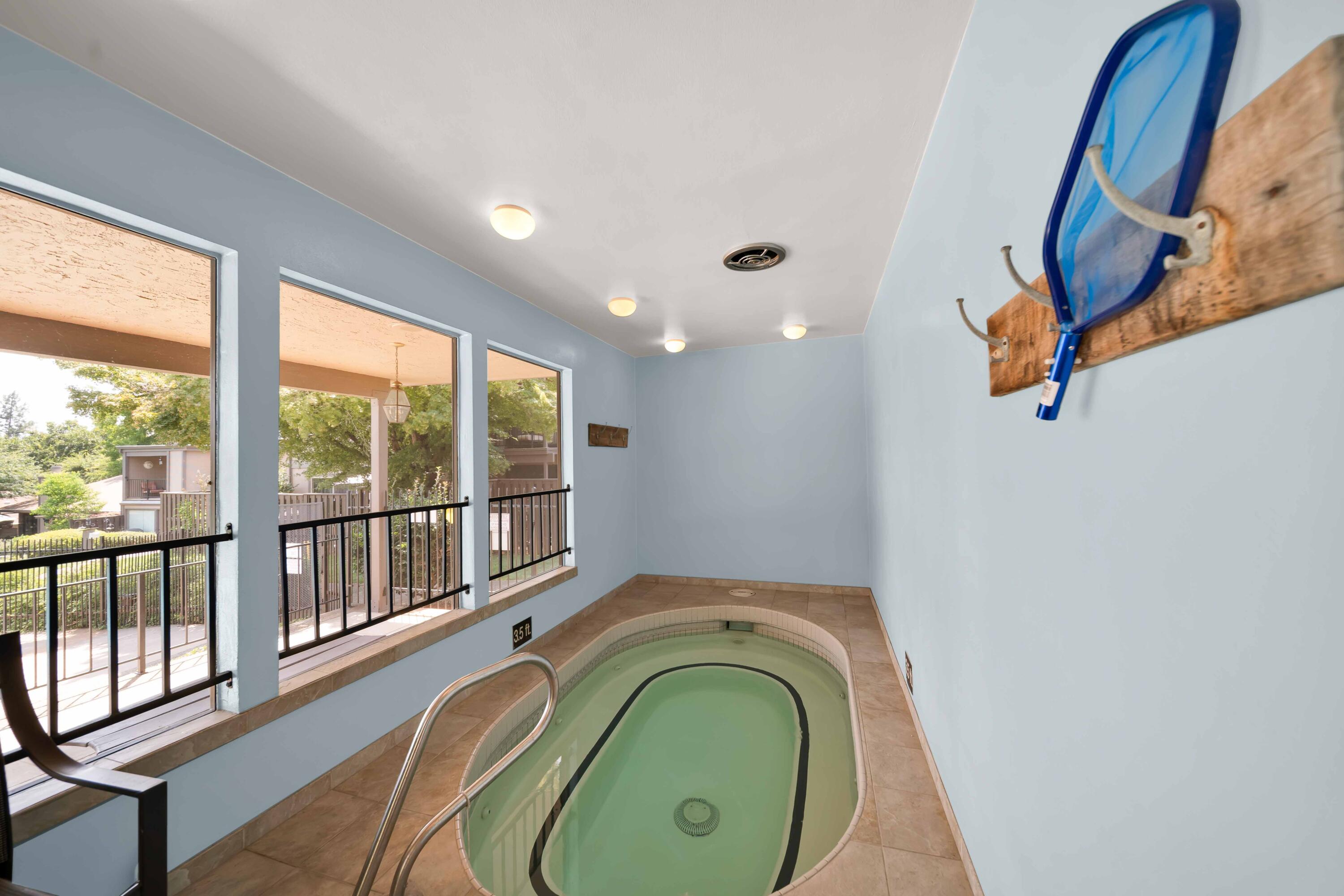 1928 Bechelli Lane Redding, CA 96002 - Photo 67 of 67 Community Spa