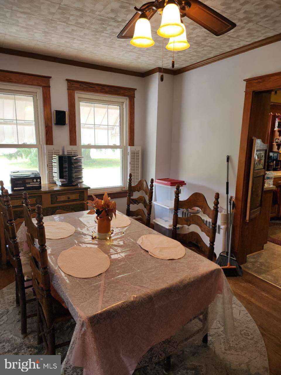 428 East Baltimore Street Taneytown, MD 21787 - Photo 18 of 55 a view of a dining room with furniture