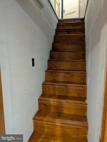 $370,000 | 428 East Baltimore Street, Taneytown, MD 21787