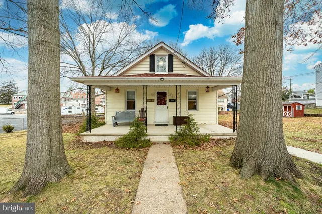 $275,000 | 1143 Cherry Street, Pottstown, PA 19464