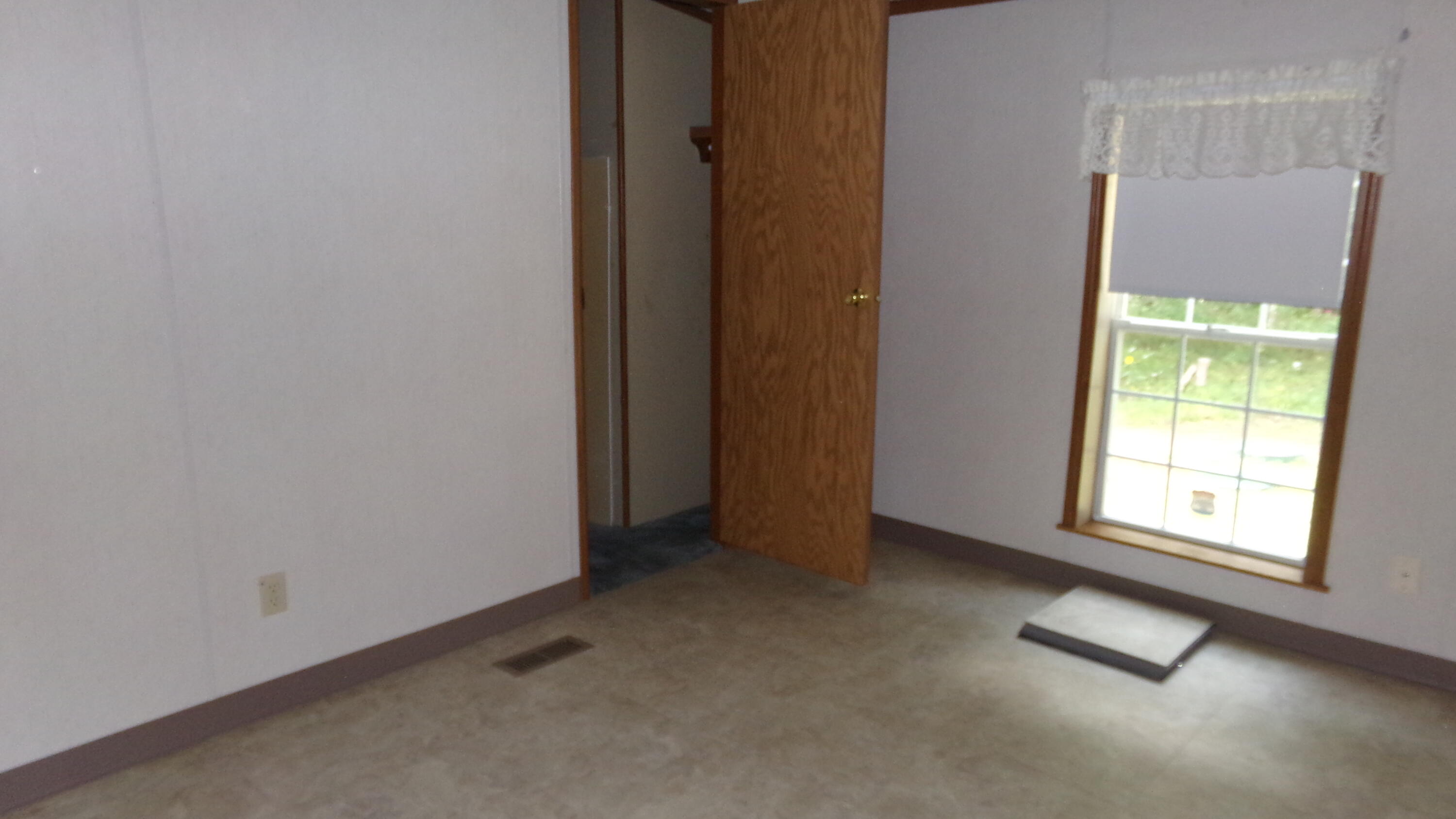 N1619 Fox Ridge Trail Menominee, WI 54135 - Photo 20 of 40 Bedroom2