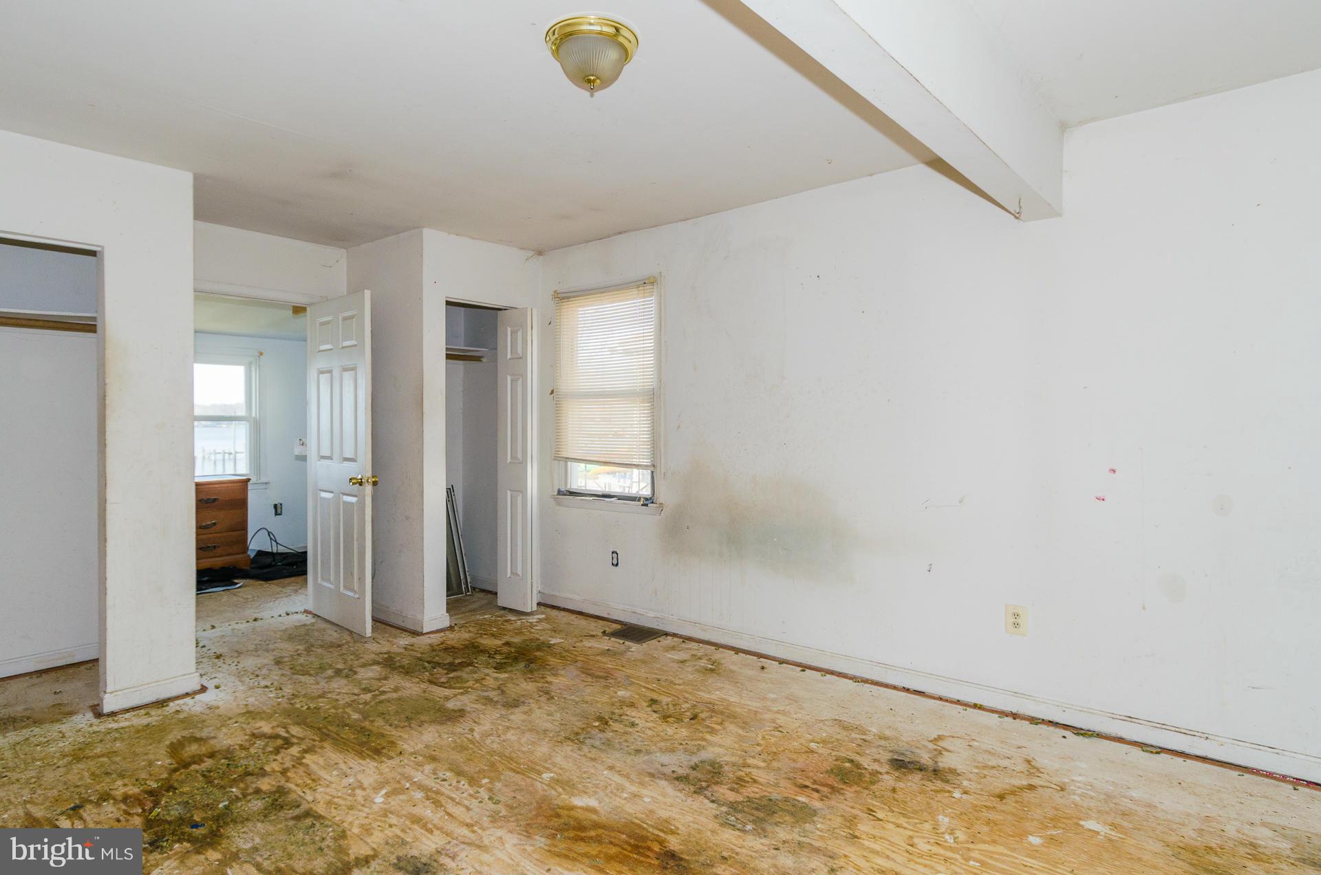 2538 Island View Road Essex, MD 21221 - Photo 22 of 30 Interior (General)