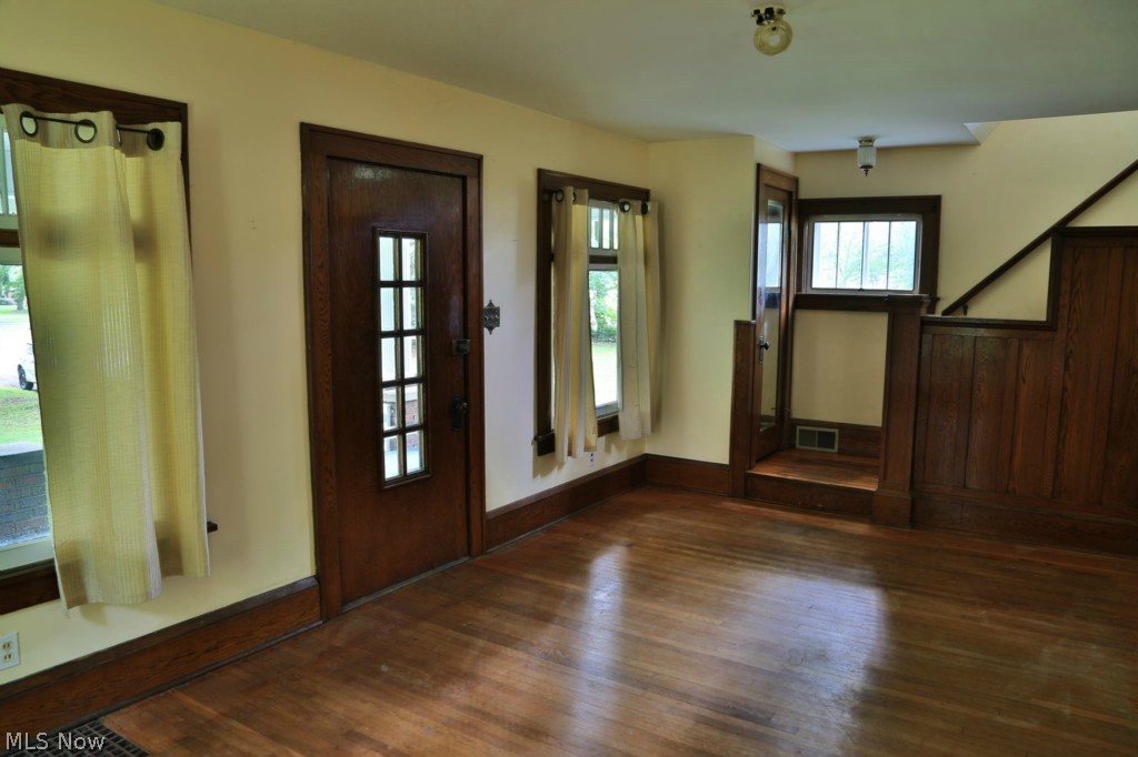 4538 Manchester Road New Franklin, OH 44319 - Photo 9 of 16 Gallery Image 9