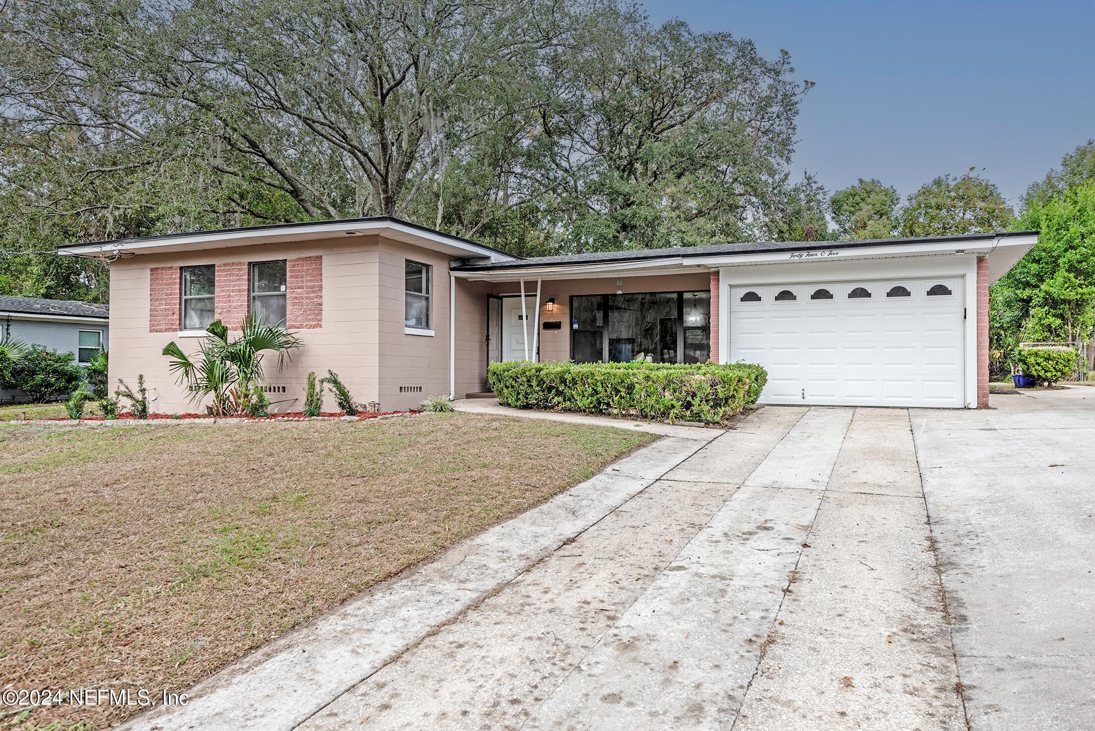 4405 Roth Drive Jacksonville, FL 32209 - Photo 2 of 57 DSC_8767-HDR