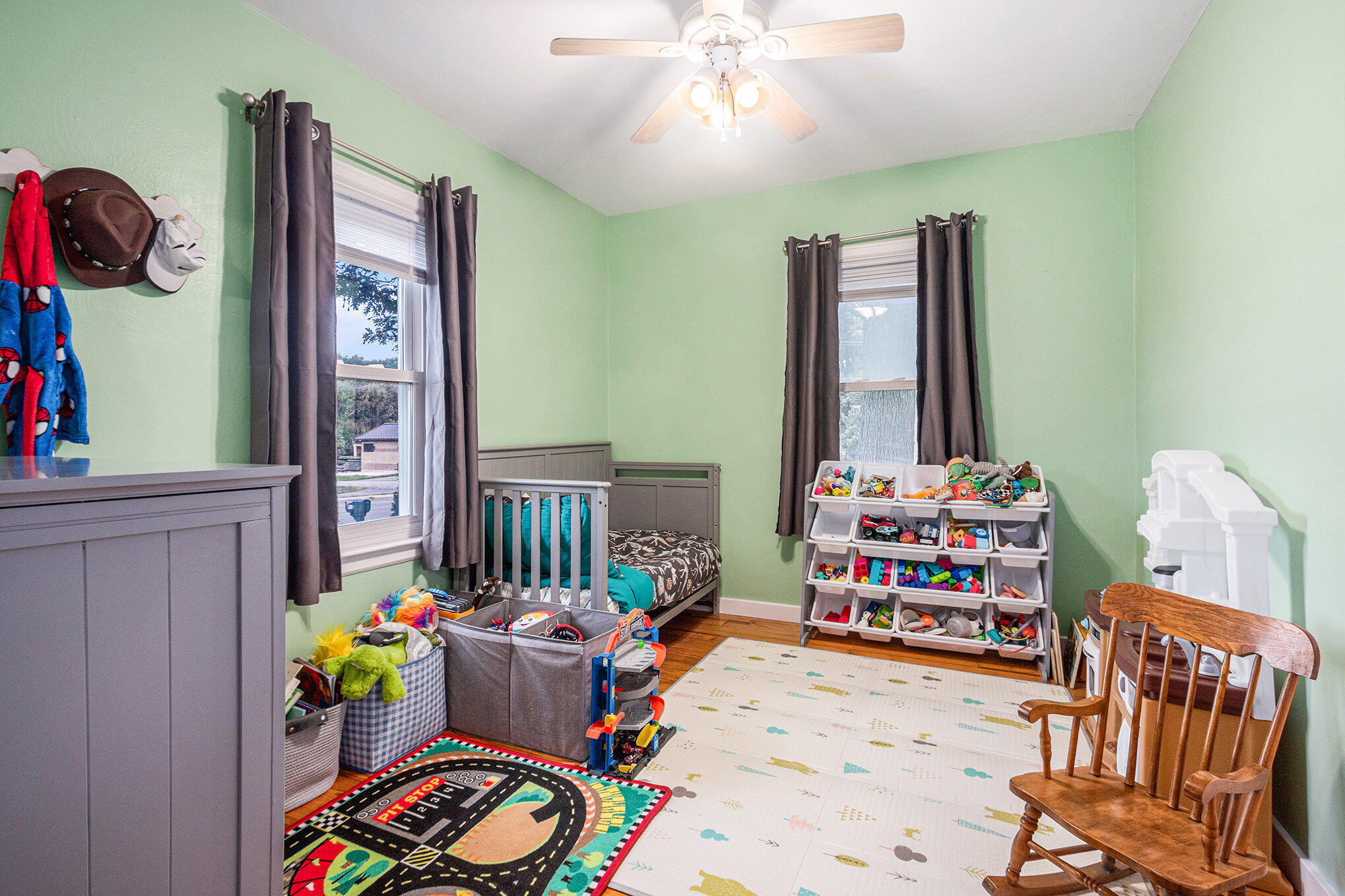 922 Quarterline Road Muskegon, MI 49442 - Photo 11 of 21 012_mhw_0629_6531