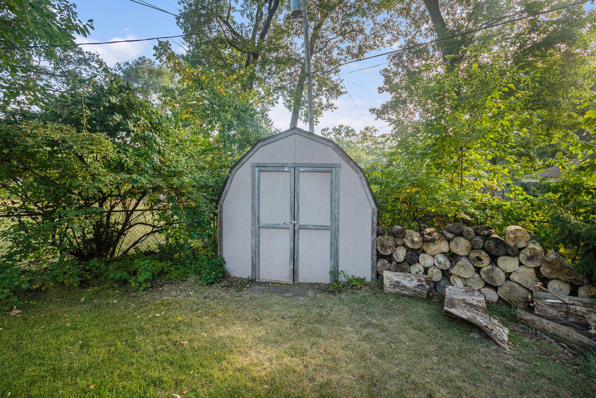 922 Quarterline Road Muskegon, MI 49442 - Photo 18 of 21 019_mhw_0629_6547