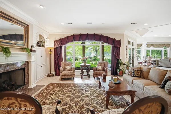 $1,595,000 | 136 Swan Sea Lane, Madison, MS 39110