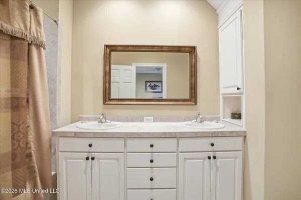 $1,595,000 | 136 Swan Sea Lane, Madison, MS 39110