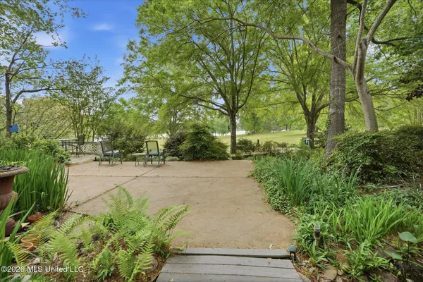 $1,595,000 | 136 Swan Sea Lane, Madison, MS 39110