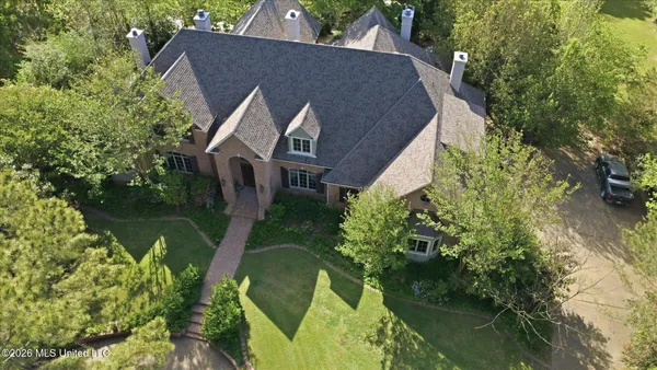 $1,595,000 | 136 Swan Sea Lane, Madison, MS 39110