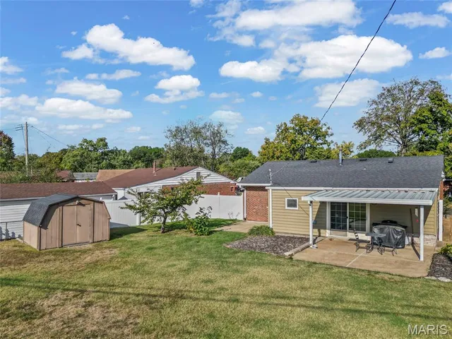 $214,900 | 9862 Glenmont Drive, Affton, MO 63123