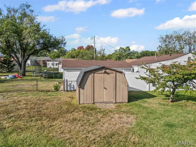 $214,900 | 9862 Glenmont Drive, Affton, MO 63123