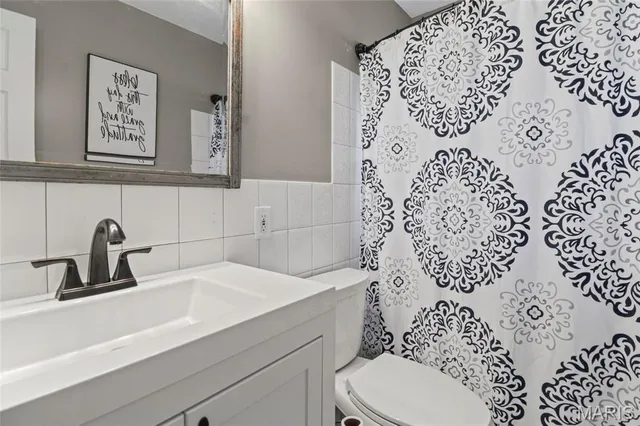 $214,900 | 9862 Glenmont Drive, Affton, MO 63123