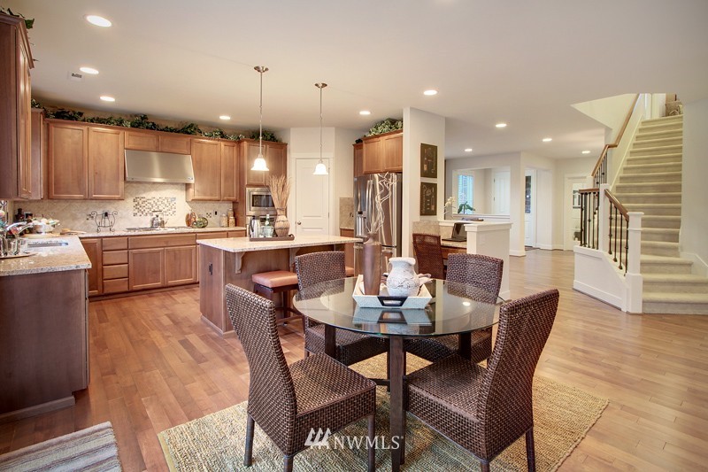 231 Hubbard Road Lynnwood, WA 98036 - Photo 5 of 14 Gallery Image 5