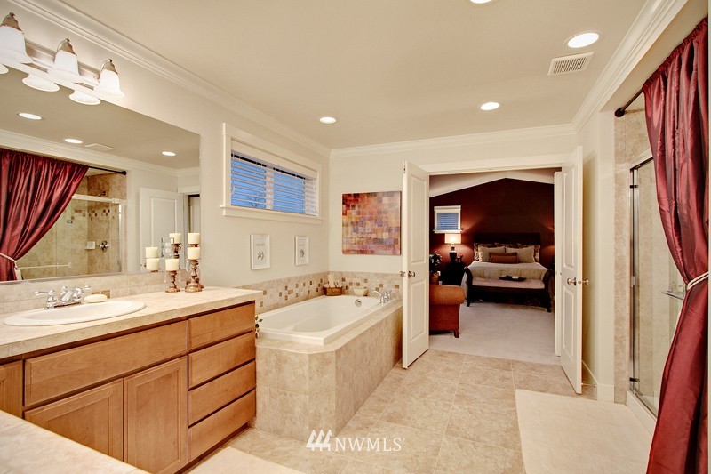231 Hubbard Road Lynnwood, WA 98036 - Photo 9 of 14 Gallery Image 9