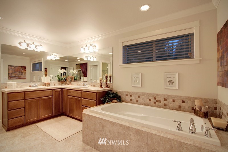 231 Hubbard Road Lynnwood, WA 98036 - Photo 10 of 14 Gallery Image 10
