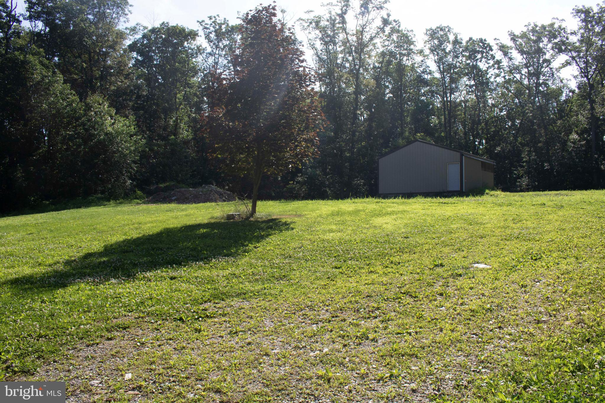 395 Newcomer Road Windsor, PA 17366 - Photo 7 of 11