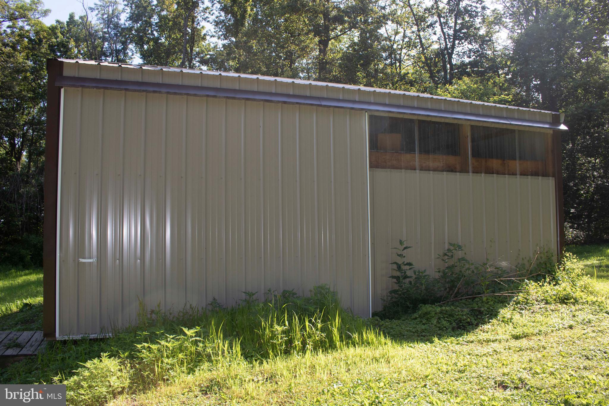 395 Newcomer Road Windsor, PA 17366 - Photo 8 of 11