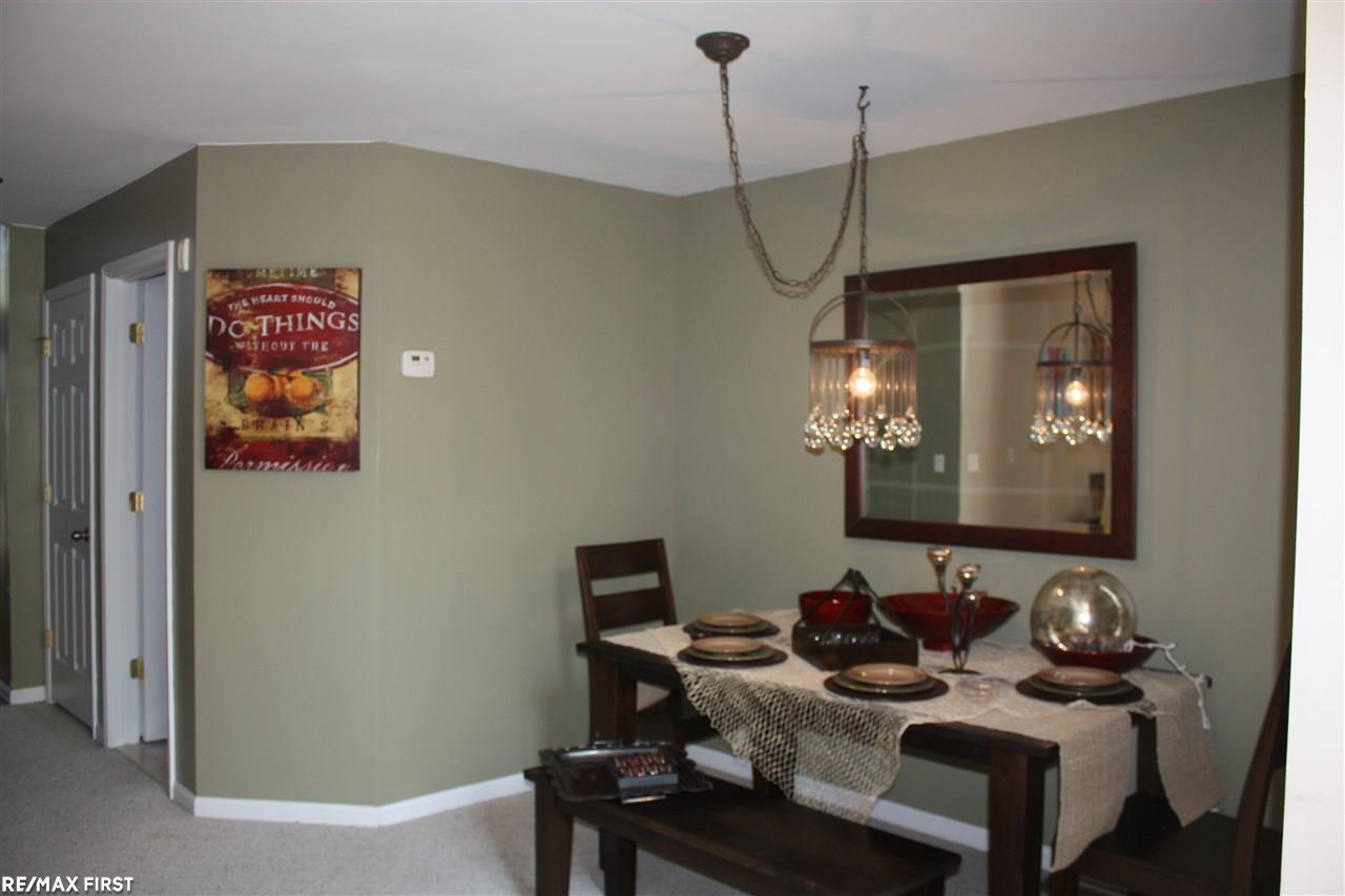 49041 Hawksburry Road Canton, MI 48188 - Photo 15 of 36