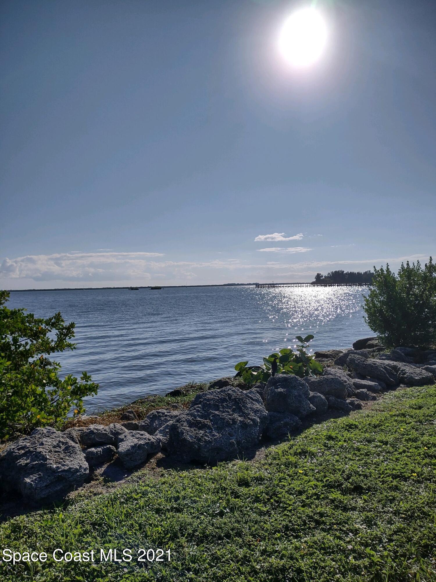 1808 Holbrook Road Northwest Palm Bay, FL 32907 - Photo 19 of 28 a view of a backyard