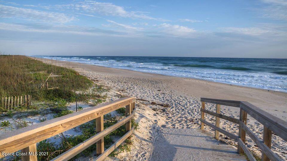 1808 Holbrook Road Northwest Palm Bay, FL 32907 - Photo 24 of 28 a view of balcony with ocean view