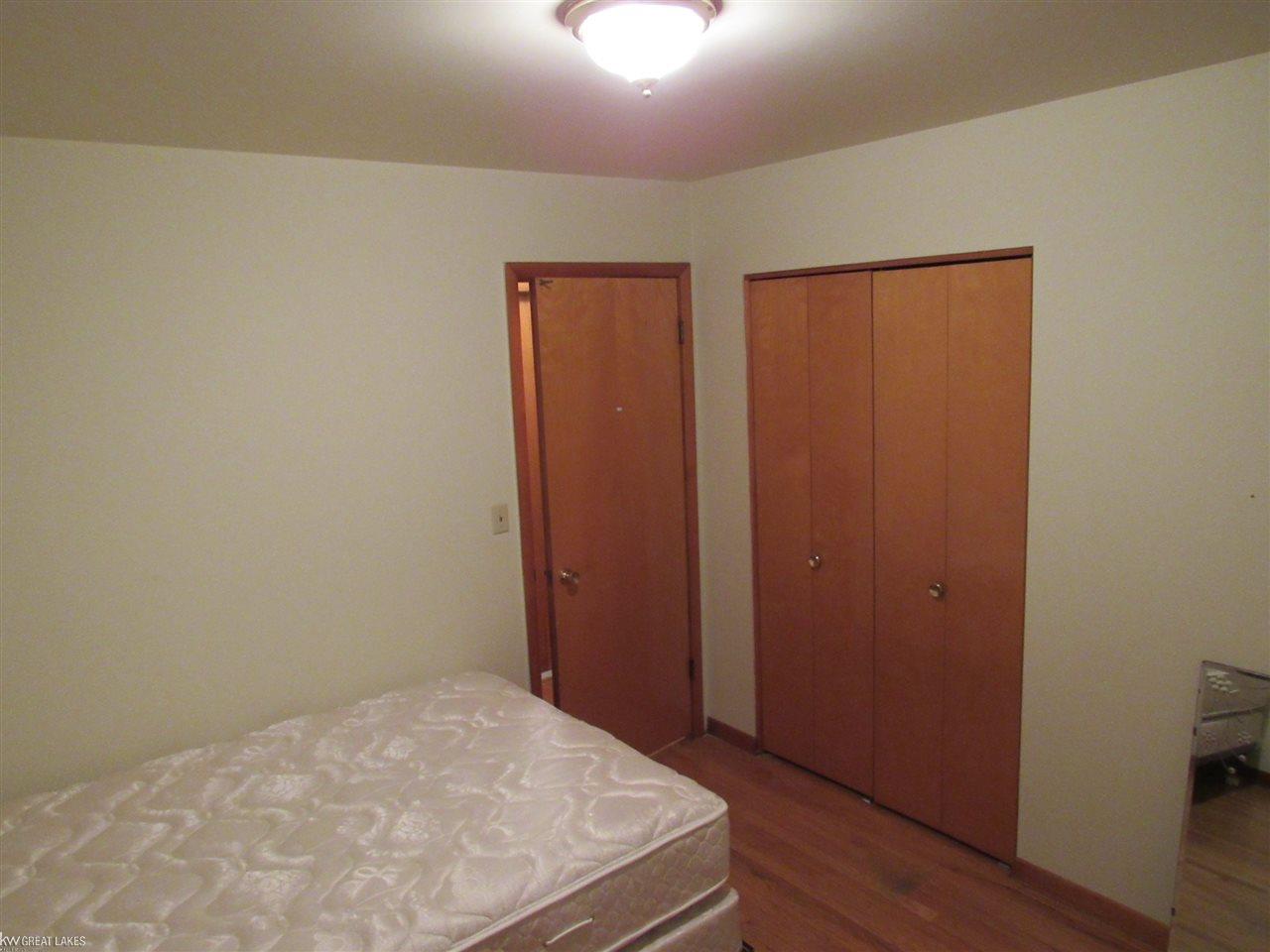 18430 Davidson Road Fraser, MI 48026 - Photo 15 of 26