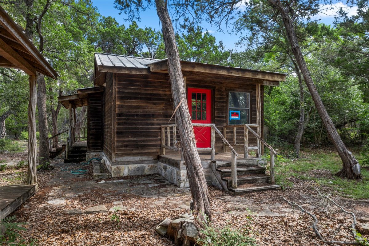 701 Old Oaks Ranch Road Wimberley, TX 78676 - Photo 9 of 16