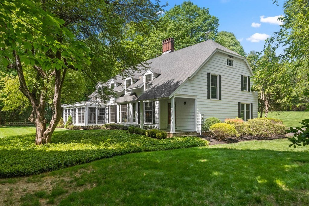 514 Bay Road Hamilton, MA 01982 - Photo 3 of 42