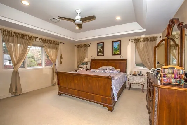 $989,900 | 70 Tennyson Drive, Longmeadow, MA 01106