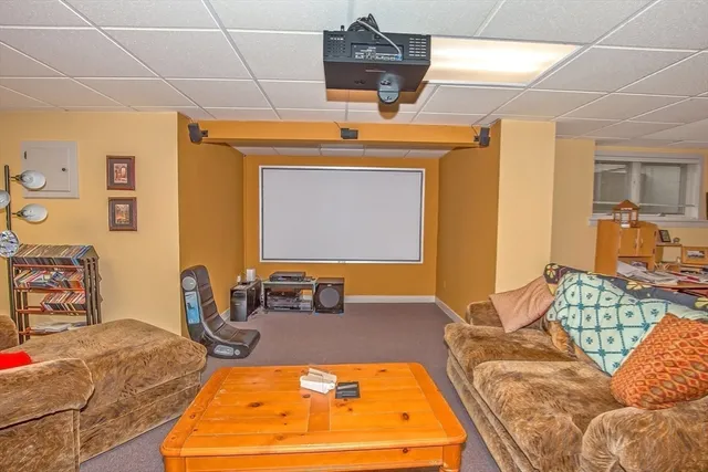 $989,900 | 70 Tennyson Drive, Longmeadow, MA 01106