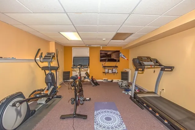 $989,900 | 70 Tennyson Drive, Longmeadow, MA 01106