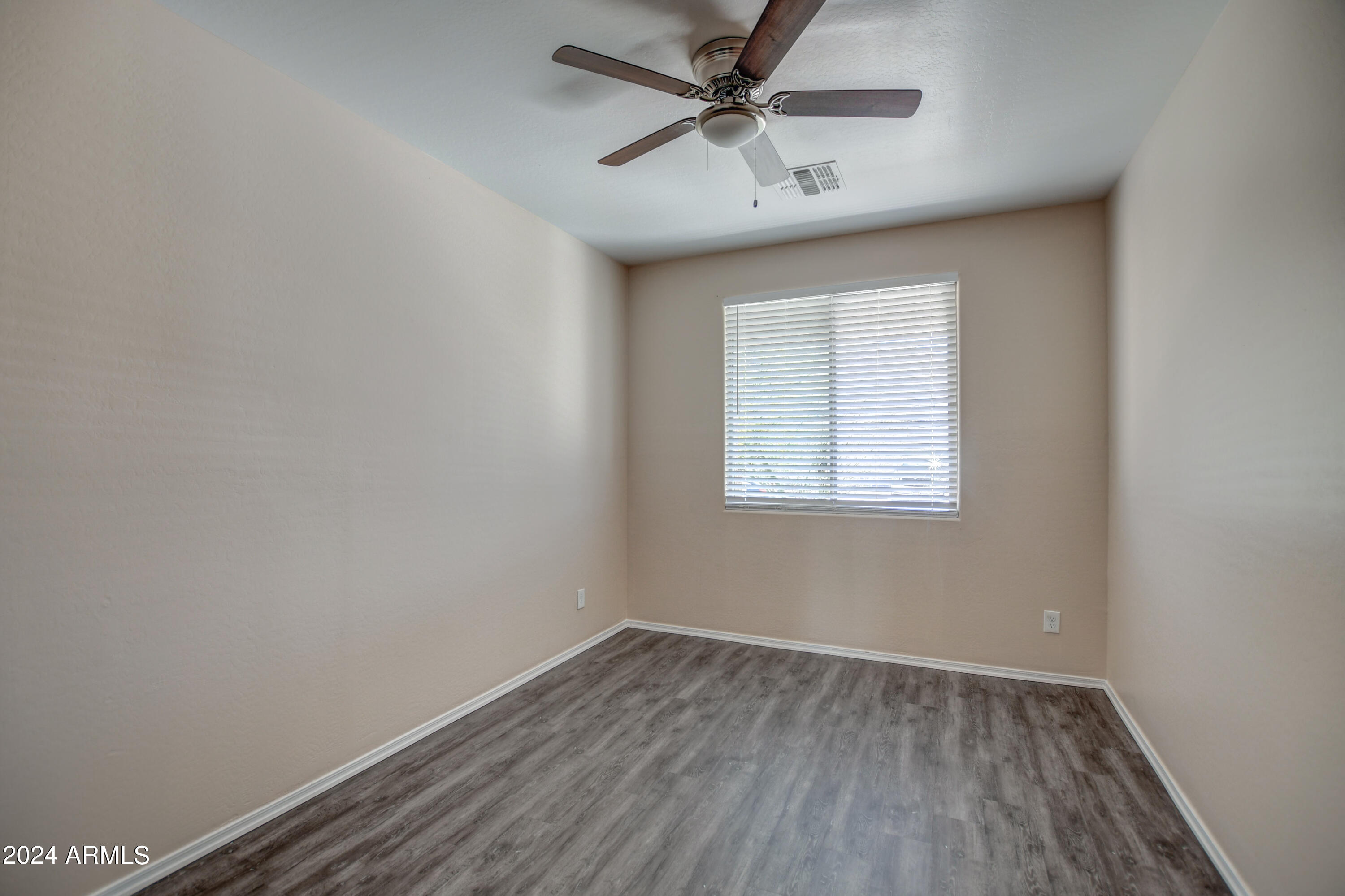 10432 West Payson Road Tolleson, AZ 85353 - Photo 12 of 53 Bed 5, 1