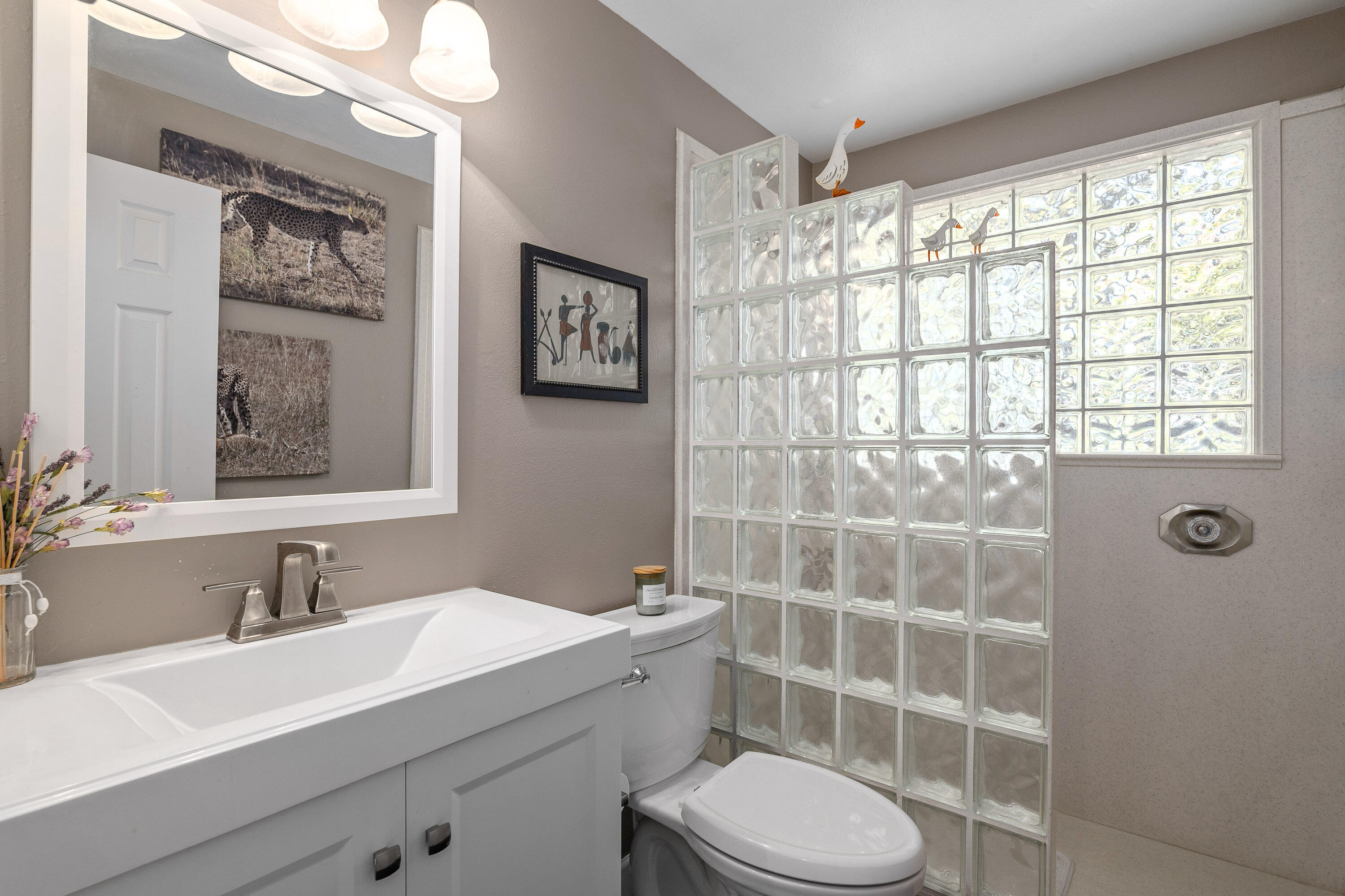 3715 Livingston Road Central Point, OR 97502 - Photo 21 of 67 Gallery Image 21