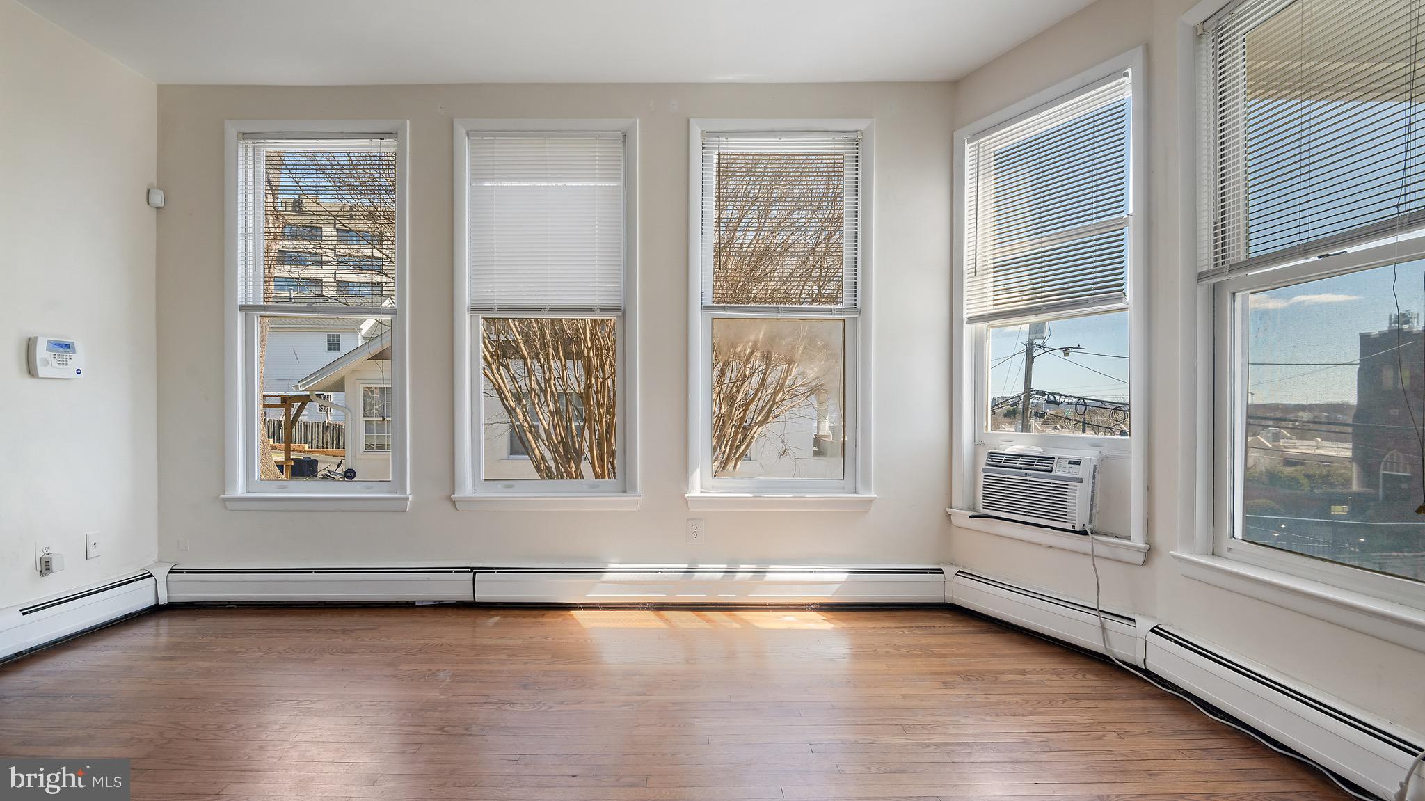 2713 24th Road South Arlington, VA 22206 - Photo 6 of 27