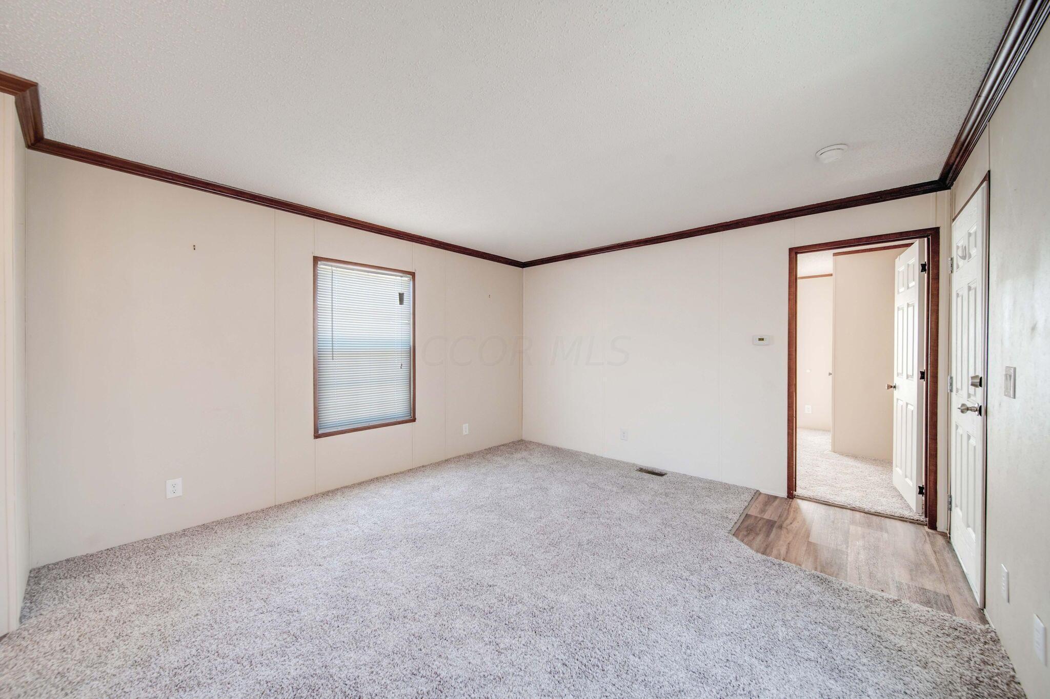 755 Stelzer Road, Unit 18 Columbus, OH 43219 - Photo 13 of 27 16-web-or-mls-DSC00825_6_7