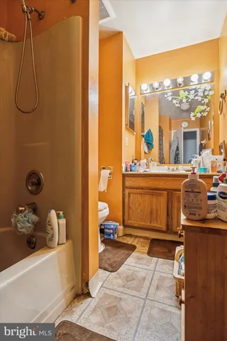 $190,000 | 218 West 35th Street, Wilmington, DE 19802