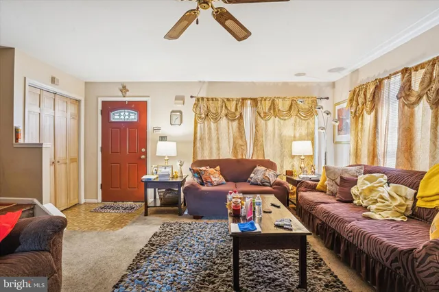 $190,000 | 218 West 35th Street, Wilmington, DE 19802