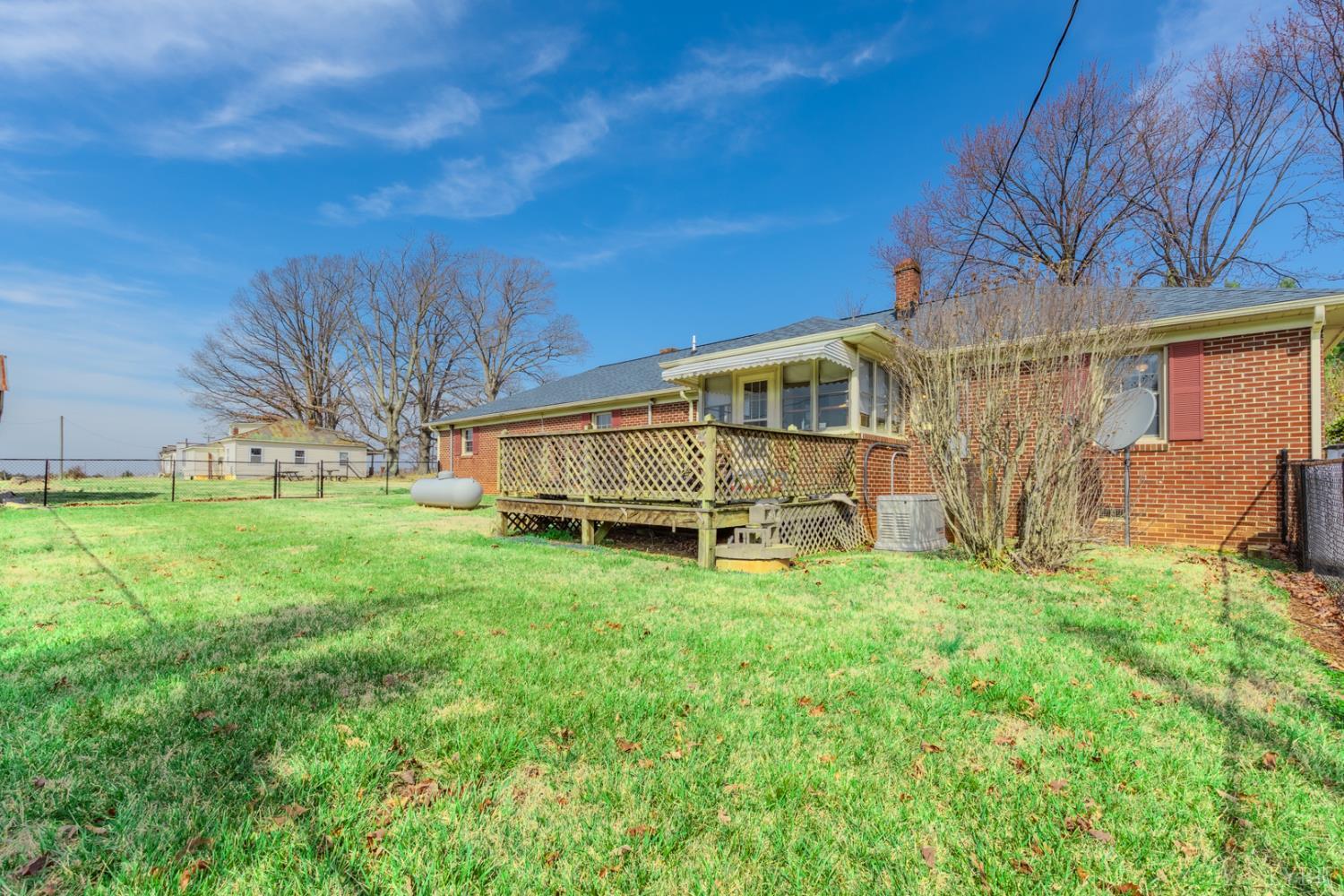 63 Morris Church Road Brookneal, VA 24528 - Photo 8 of 43