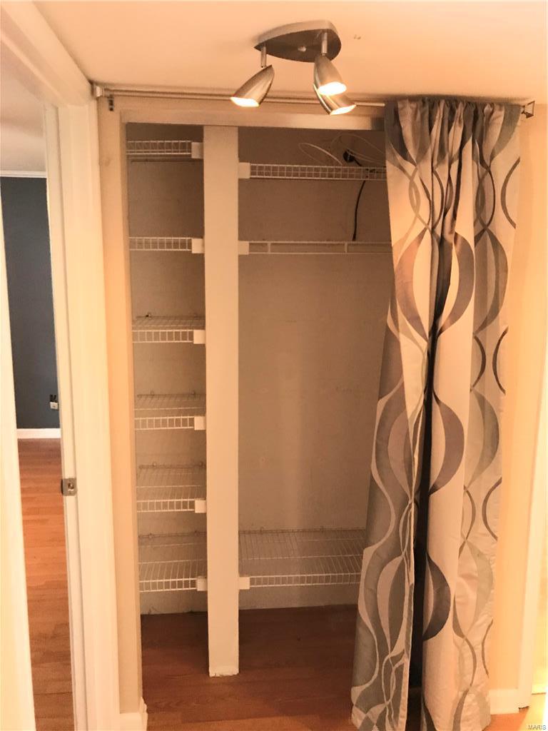 4523 Little Rock Road, Unit K St. Louis, MO 63128 - Photo 12 of 19 Gallery Image 12