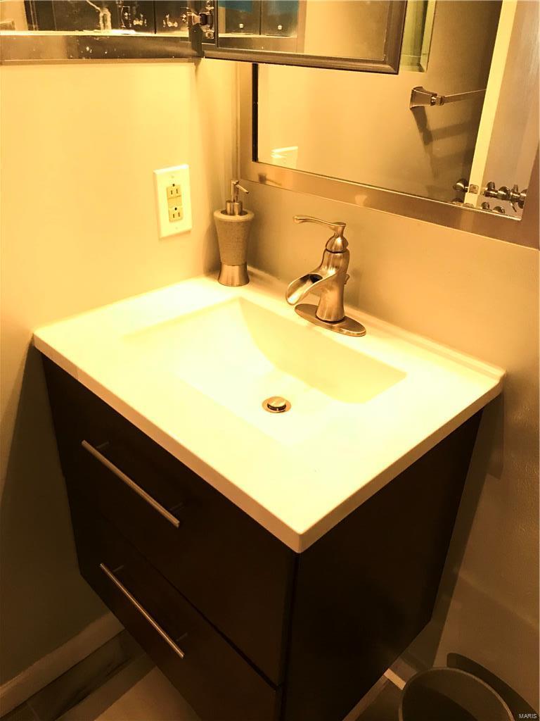 4523 Little Rock Road, Unit K St. Louis, MO 63128 - Photo 18 of 19 Gallery Image 18