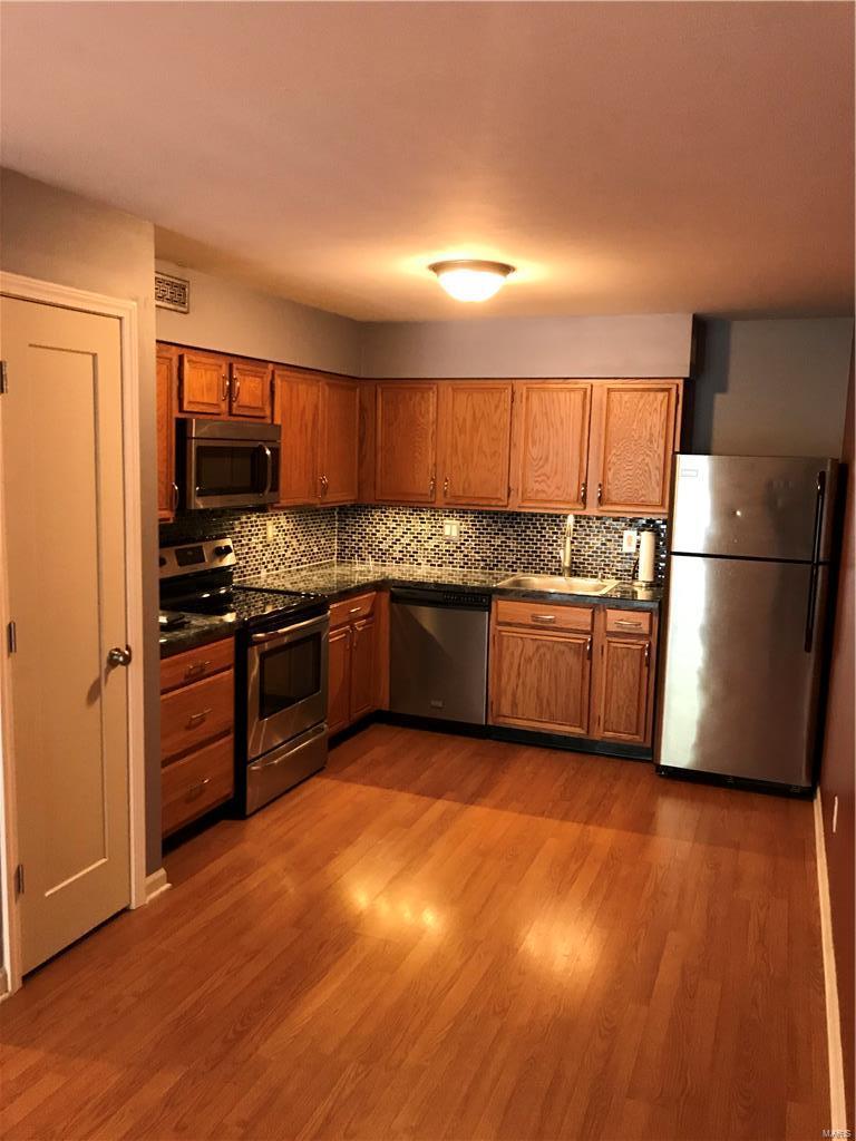 4523 Little Rock Road, Unit K St. Louis, MO 63128 - Photo 4 of 19 Gallery Image 4
