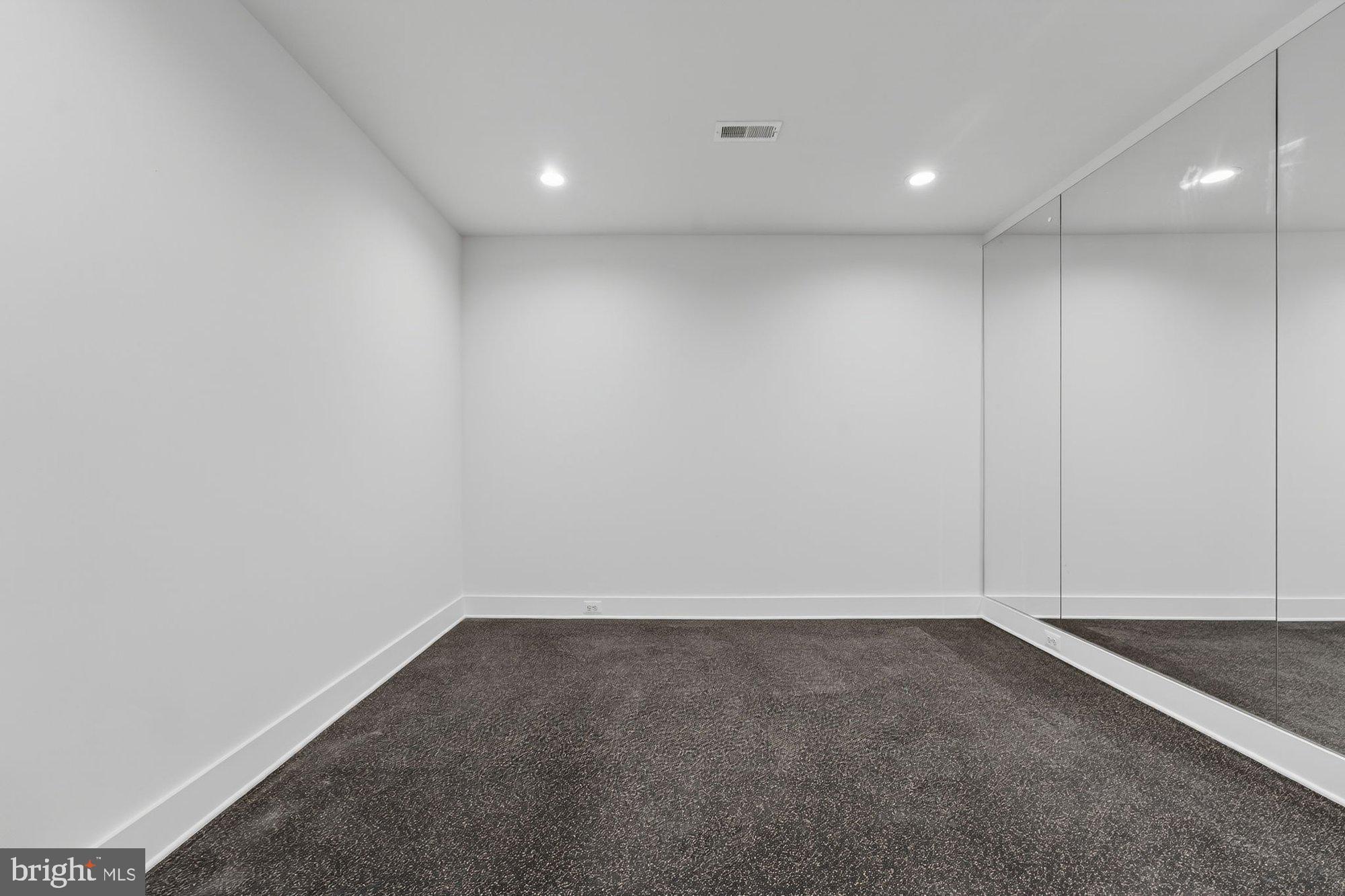 2002 Mcfall Street McLean, VA 22101 - Photo 101 of 121